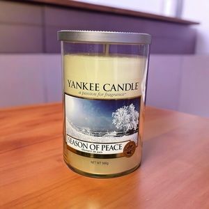 Yankee Candle 20 oz candle with 2 wicks, Season of Peace (retired scent!)